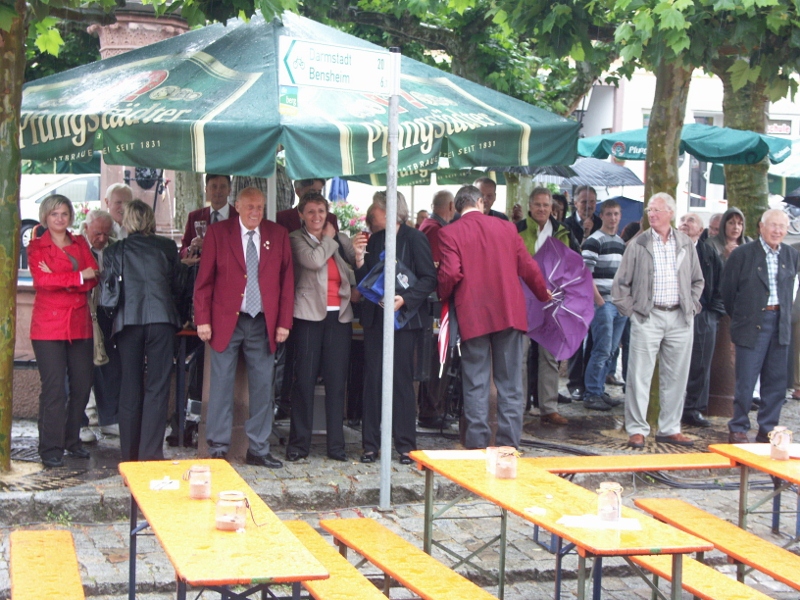 07.06.2009: Chor beim Maifest in Zwingenberg